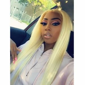 Meet your Posher, Andrea